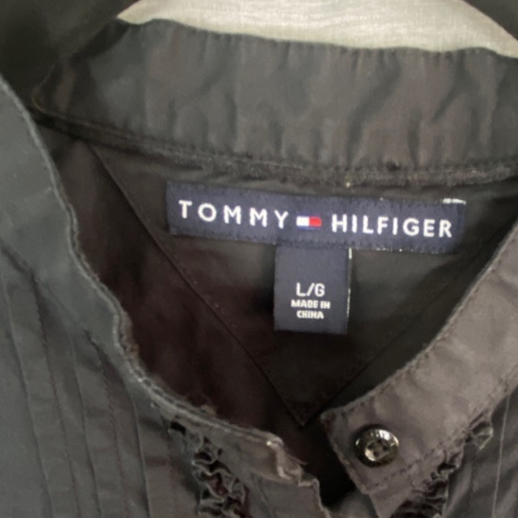 Tommy Hilfiger Top Womens Large Black Button Up Dress Shirt Ruffled Yoke - Picture 6 of 10